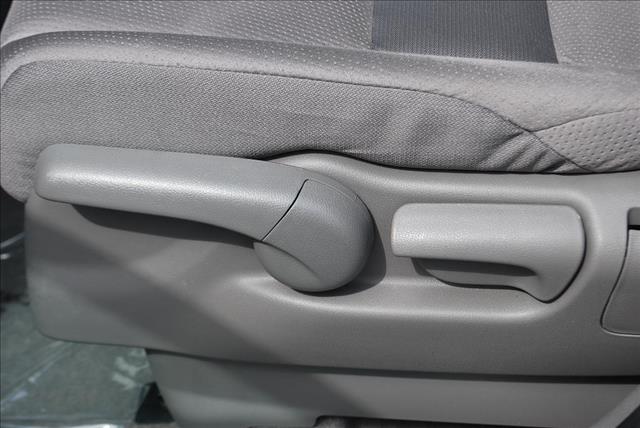 Honda CR-V 2011 photo 24