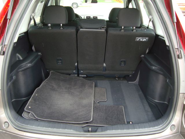 Honda CR-V LS Truck SUV