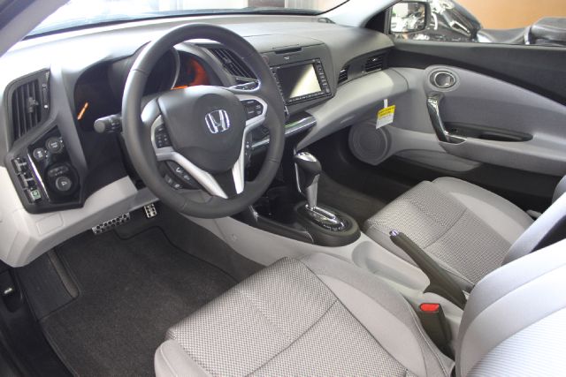 Honda CR-Z 2012 photo 2