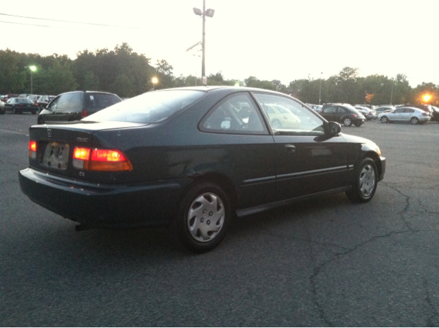 Honda Civic 4DR SE Coupe