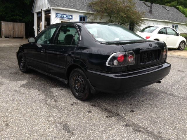 Honda Civic GTC Sedan