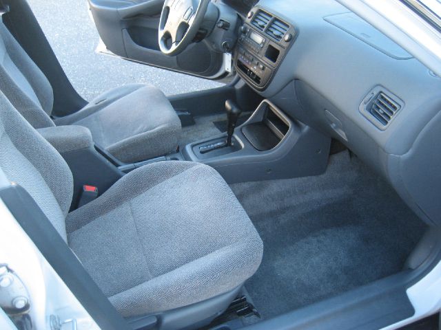 Honda Civic GTC Sedan