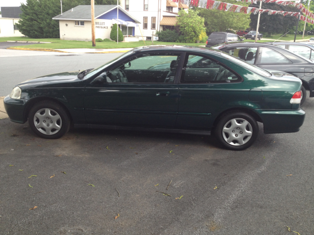 Honda Civic 4DR SE Coupe