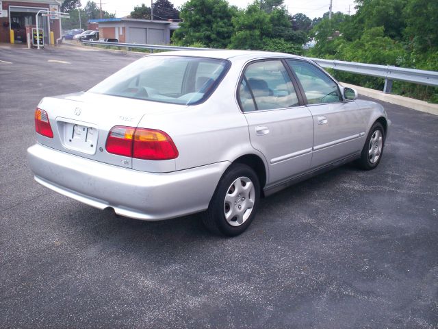 Honda Civic ZQ8 LS Sedan