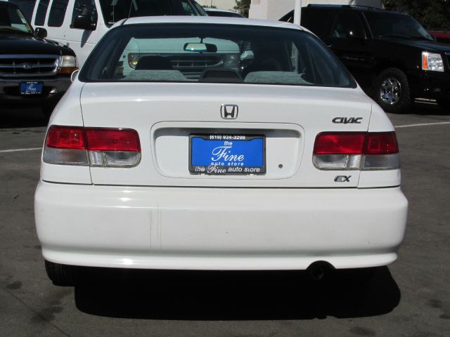 Honda Civic 4DR SE Coupe