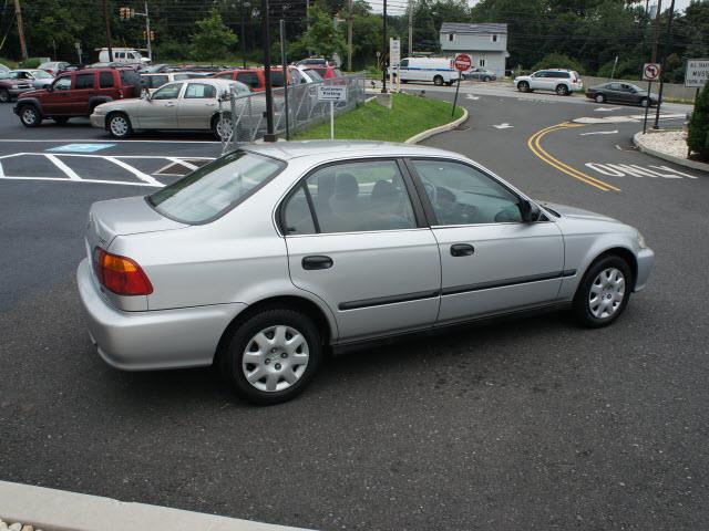 Honda Civic 1999 photo 2