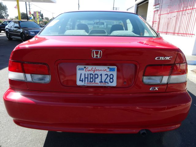 Honda Civic 4DR SE Coupe