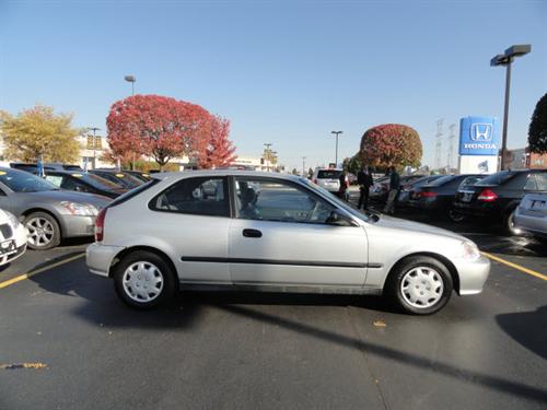 Honda Civic 1999 photo 2