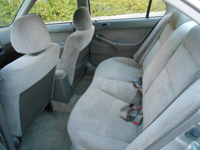 Honda Civic 2000 photo 2