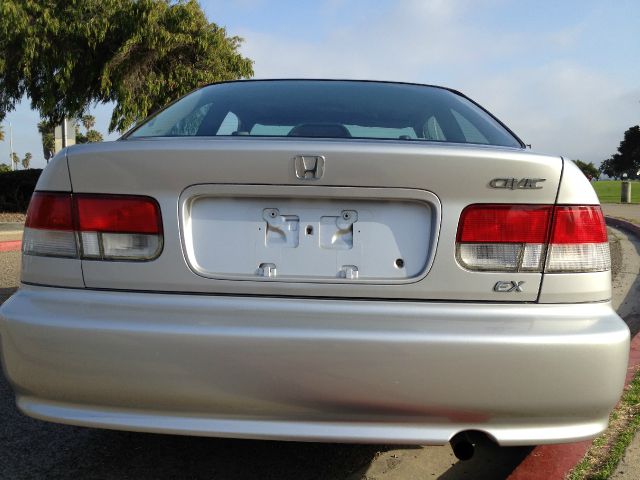 Honda Civic 2000 photo 9