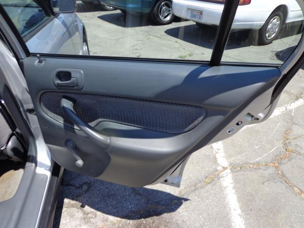 Honda Civic 2000 photo 3