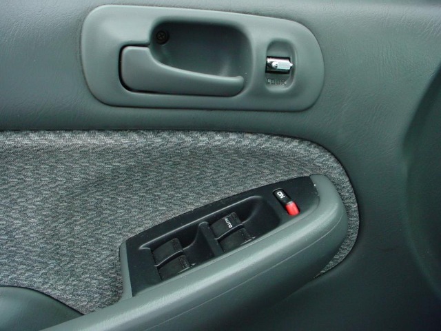 Honda Civic 2000 photo 2