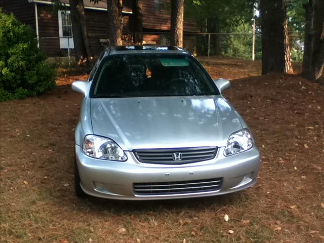 Honda Civic 2000 photo 1