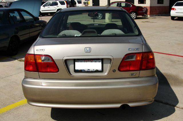 Honda Civic 2000 photo 2