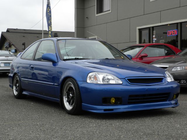 Honda Civic 2000 photo 1