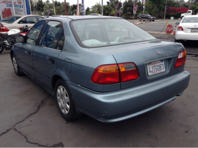 Honda Civic 2000 photo 1