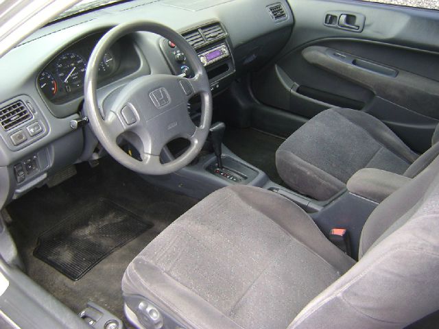 Honda Civic 2000 photo 1