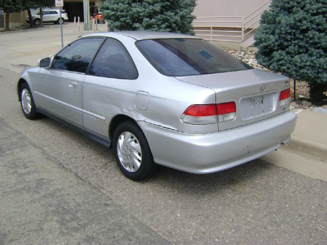 Honda Civic 2000 photo 2