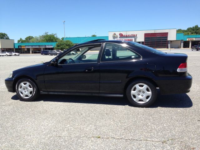 Honda Civic 4DR SE Coupe