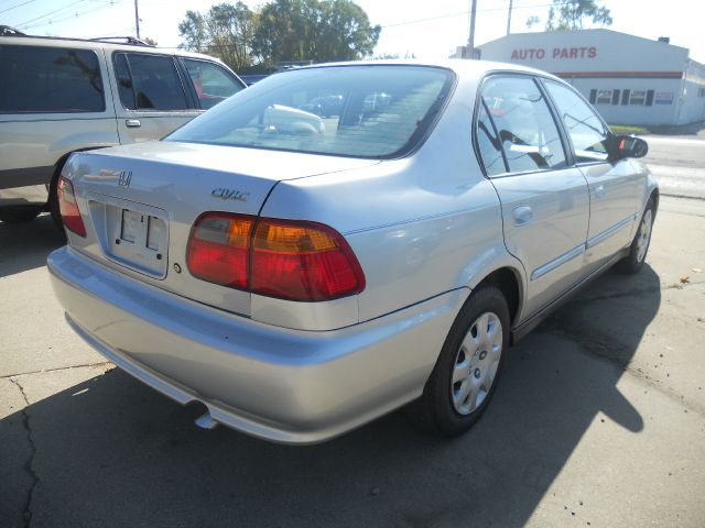 Honda Civic 2000 photo 1