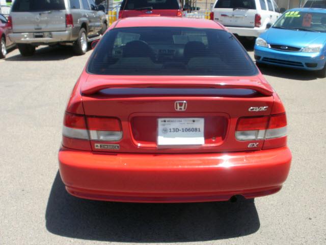 Honda Civic 2000 photo 1
