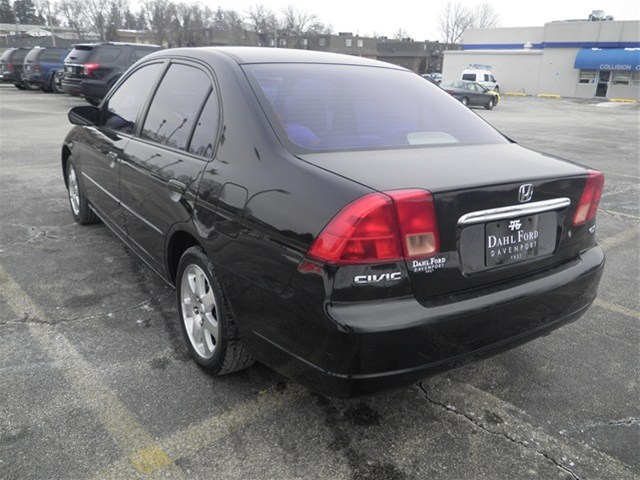 Honda Civic 2001 photo 2