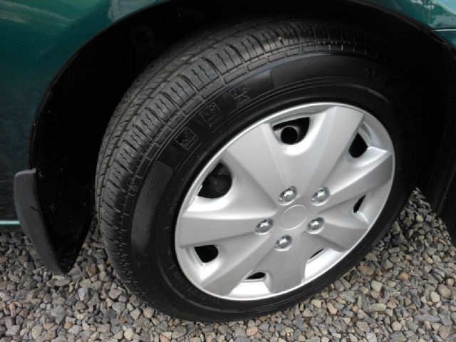 Honda Civic T6 - AWD -navi 7 Passenger Sedan