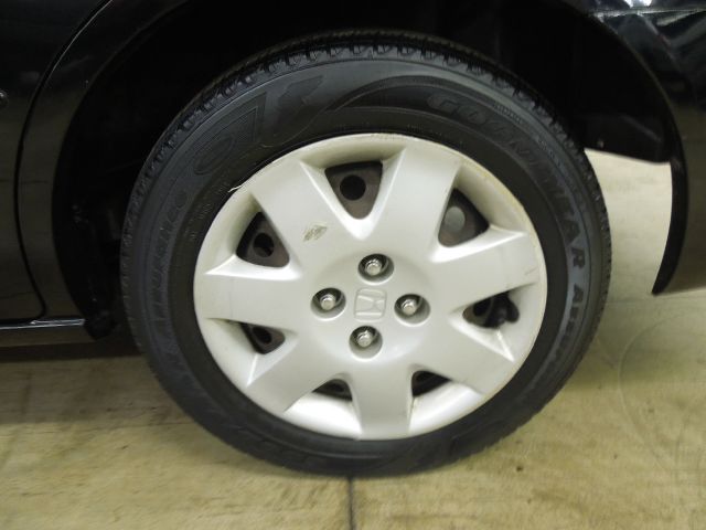 Honda Civic ZQ8 LS Sedan