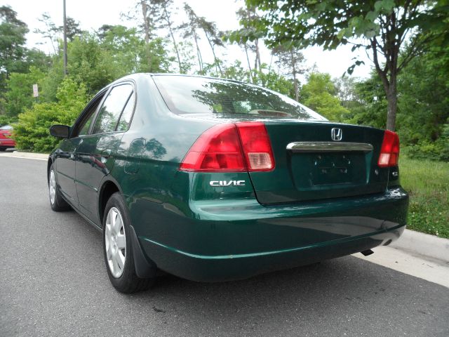 Honda Civic T6 - AWD -navi 7 Passenger Sedan