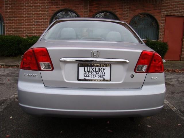 Honda Civic 2003 photo 2