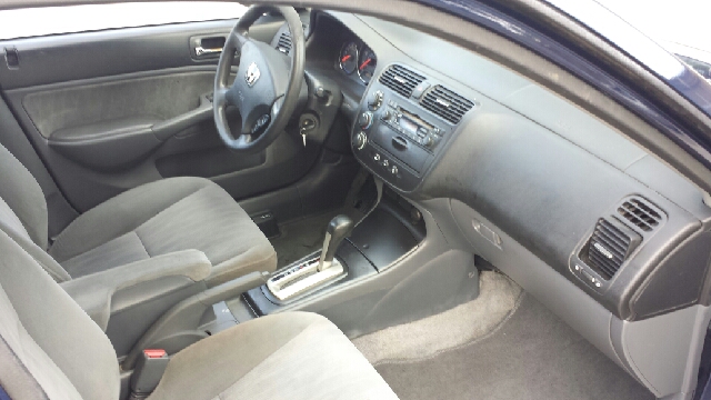 Honda Civic 2003 photo 2