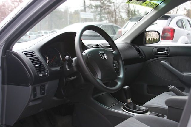 Honda Civic 2003 photo 18
