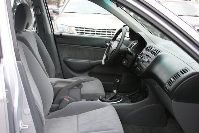 Honda Civic 2003 photo 9