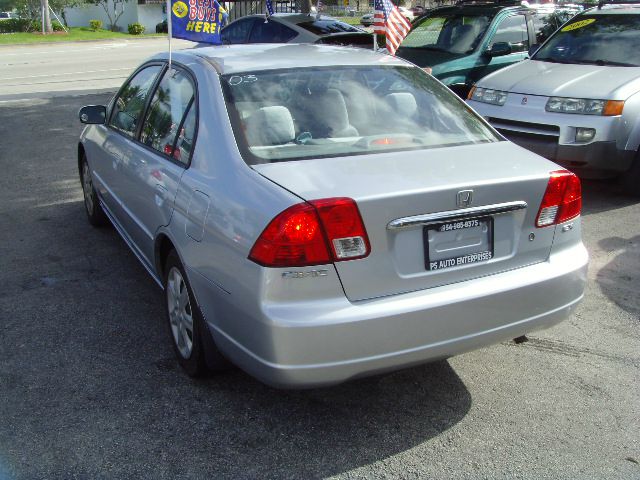 Honda Civic 2003 photo 4