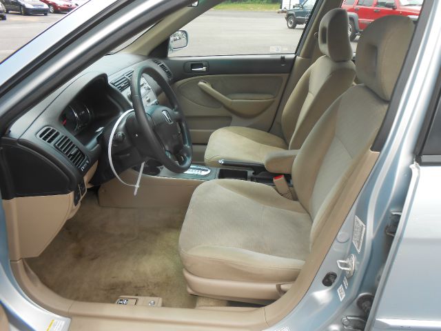 Honda Civic 2003 photo 2