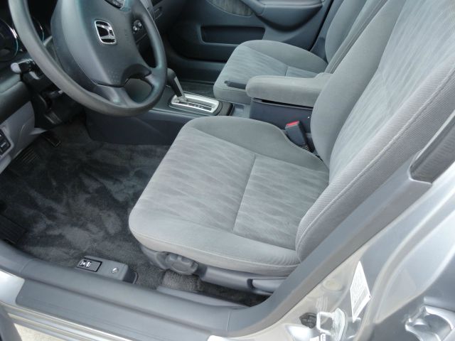 Honda Civic 2003 photo 2