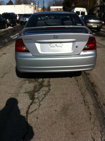 Honda Civic 2003 photo 2