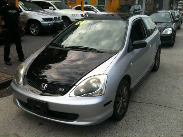 Honda Civic 2004 photo 1