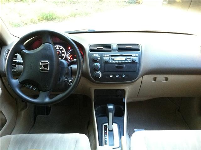 Honda Civic 2004 photo 2