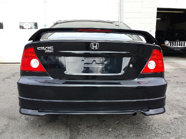 Honda Civic 2004 photo 1
