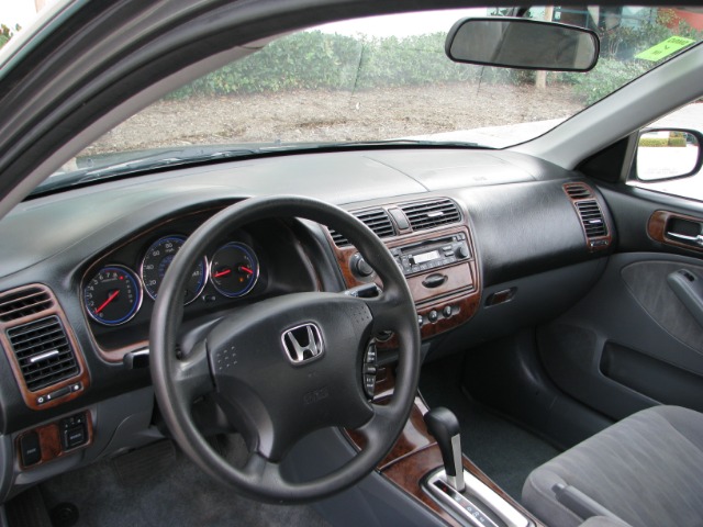 Honda Civic 2004 photo 4