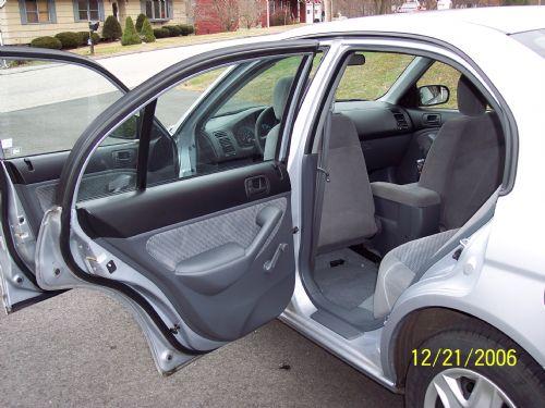 Honda Civic 2004 photo 4