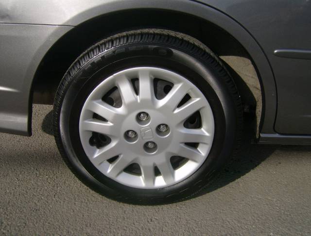 Honda Civic 2004 photo 3