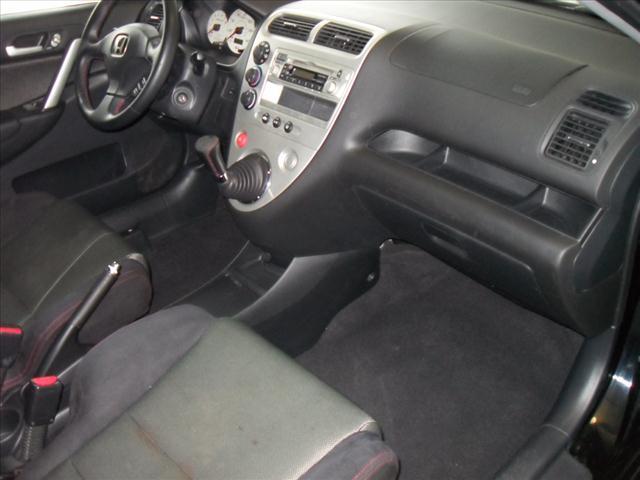Honda Civic 2004 photo 3