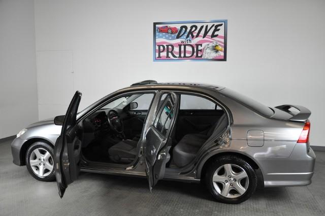 Honda Civic 2004 photo 3