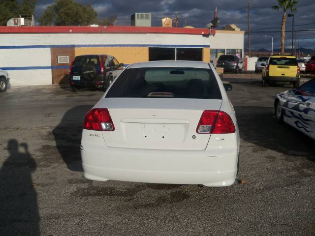 Honda Civic 2004 photo 2