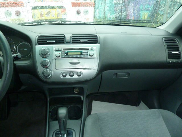 Honda Civic 2004 photo 10