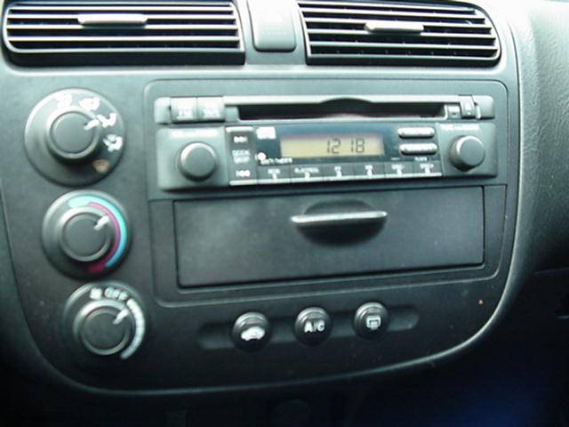 Honda Civic 2004 photo 3