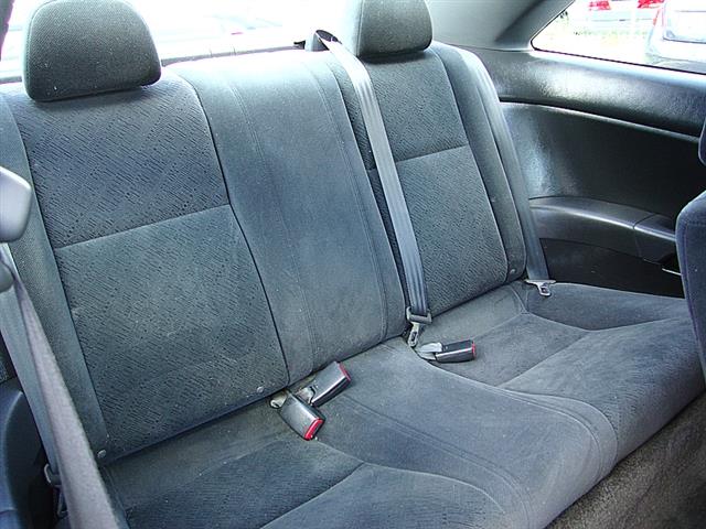 Honda Civic 2004 photo 1