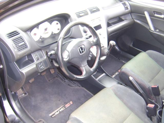 Honda Civic 2004 photo 4